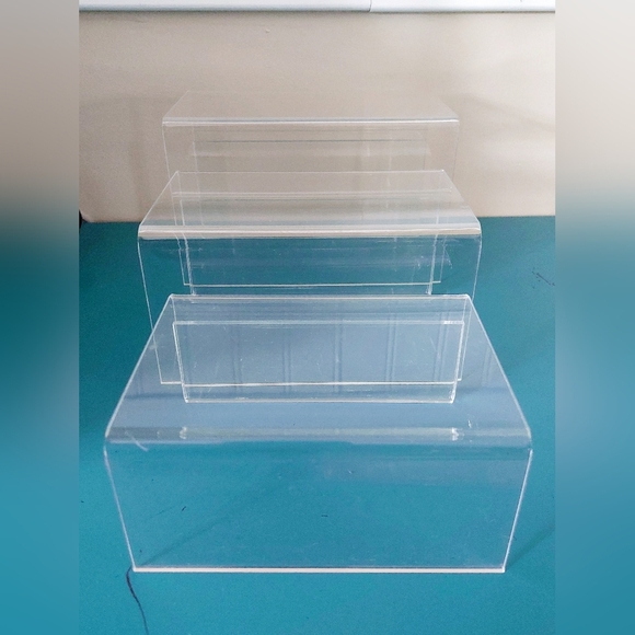 Set of 3 Acrylic Riser Display stands - Picture 1 of 9